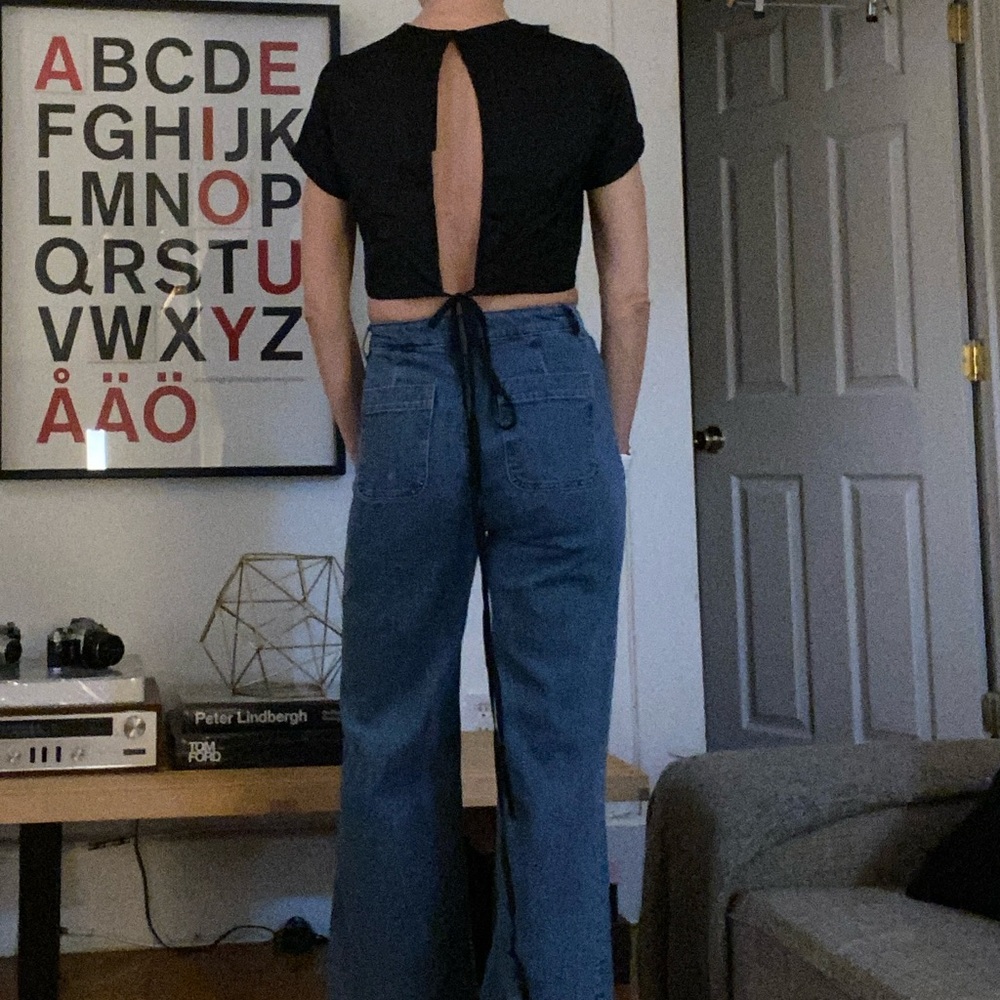 Cropped, open back silky top